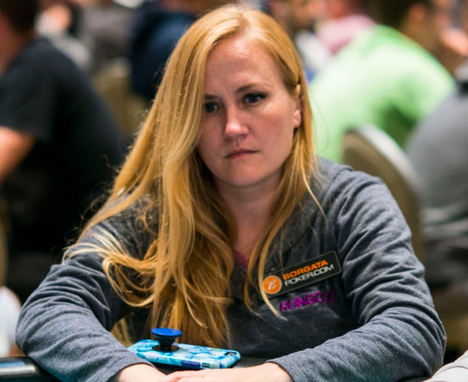 Jamie Kerstetter playing poker